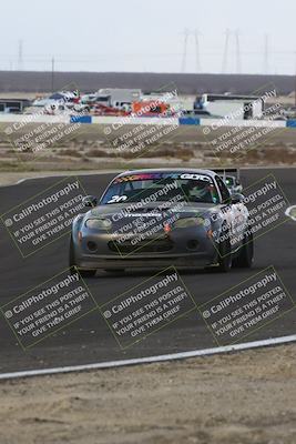 media/Jan-25-2025-CalClub SCCA (Sat) [[03c98a249e]]/Race 5/